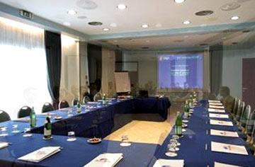 Point Hotel Conselve Luaran gambar